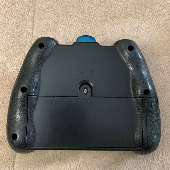 Yellow Yiboo R/C Helicopter w/Remote - UJ4703 - Picture 8 of 10